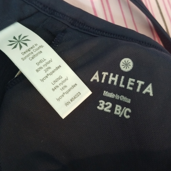 Athleta Women Swimming bathing Suit Size 32B/C bra - Picture 4 of 5